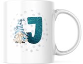 Kerst Mok met afbeelding: Snowman Gnome - Blauw - Letter J | Kerst Decoratie | Kerst Versiering | Grappige Cadeaus | Koffiemok | Koffiebeker | Theemok | Theebeker