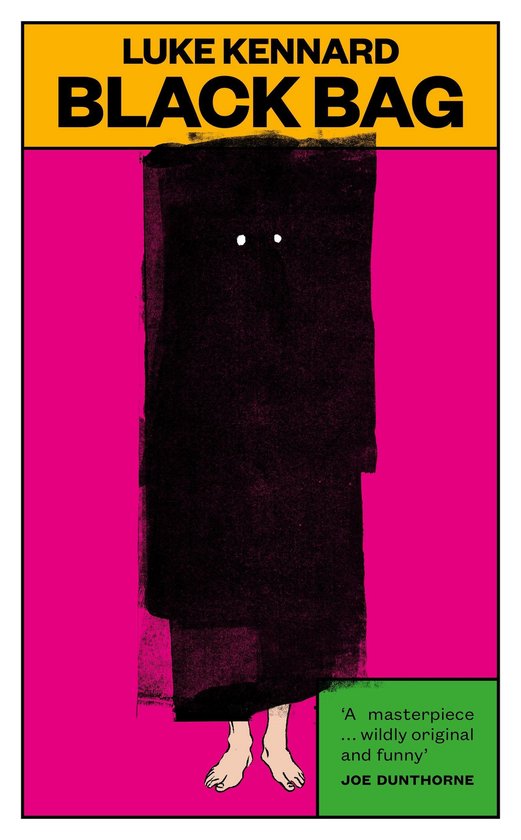 Boekomslag 'Black Bag' door Luke Kennard met een zwart figuur met witte ogen op een roze achtergrond.