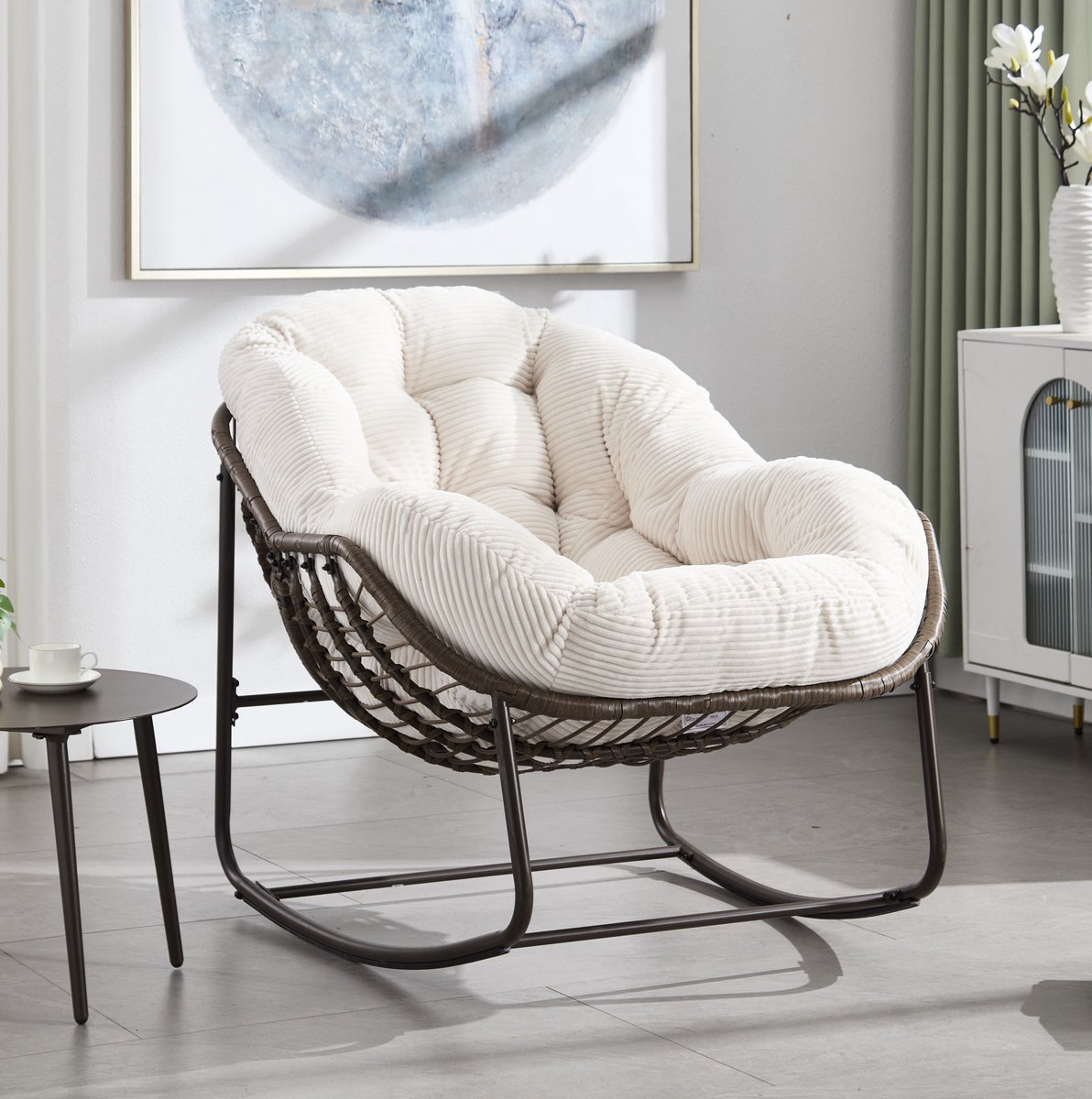 Wishdor Schommelstoel - Met kussen - Handgeweven polyrattan en stalen frame - Ergonomisch gebogen ontwerp - Buiten tuin terras woonkamer - Wit - 78 x 106 x 90 cm