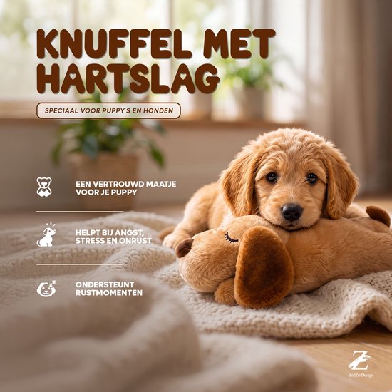 Lieve puppy knuffelt met bruine hondenkuffel.