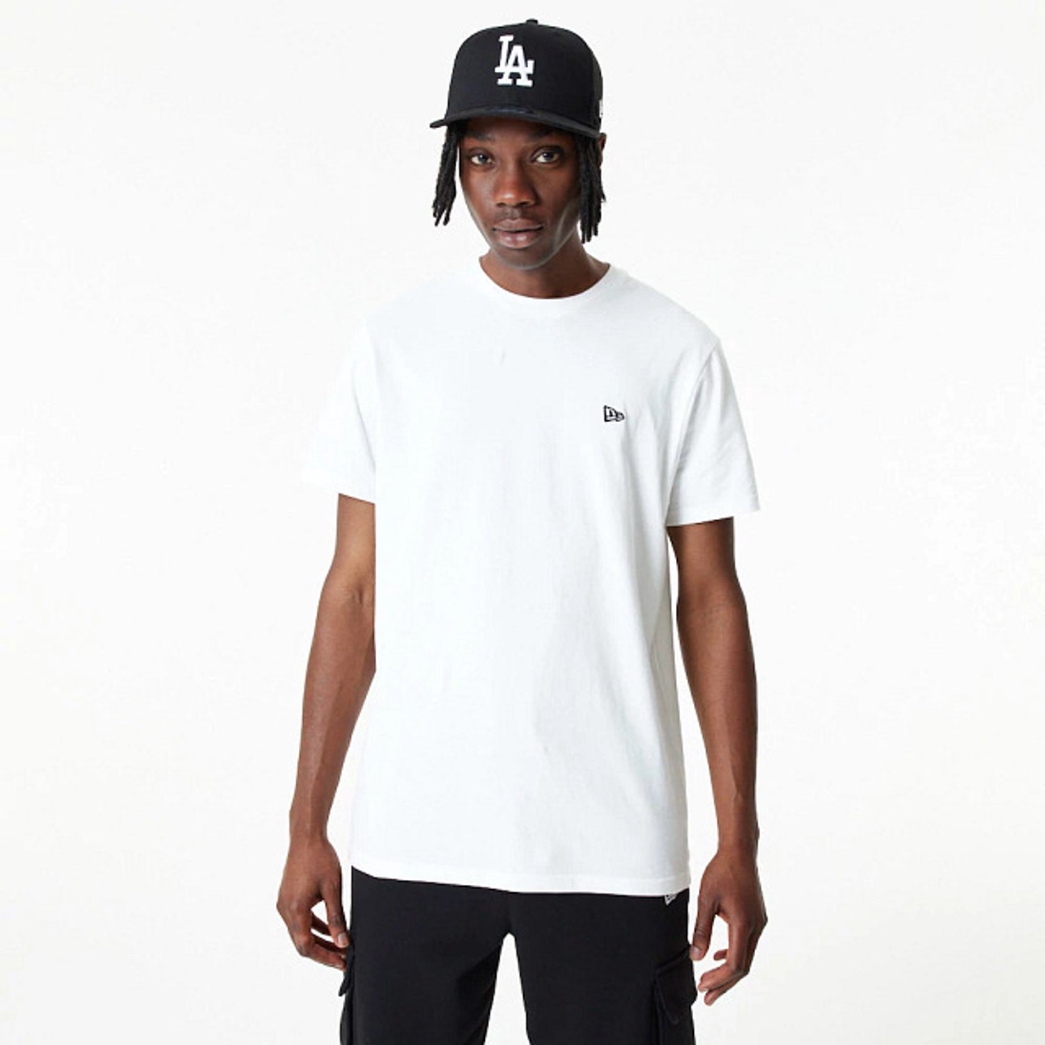 T-shirt New Era Essentials Wit
