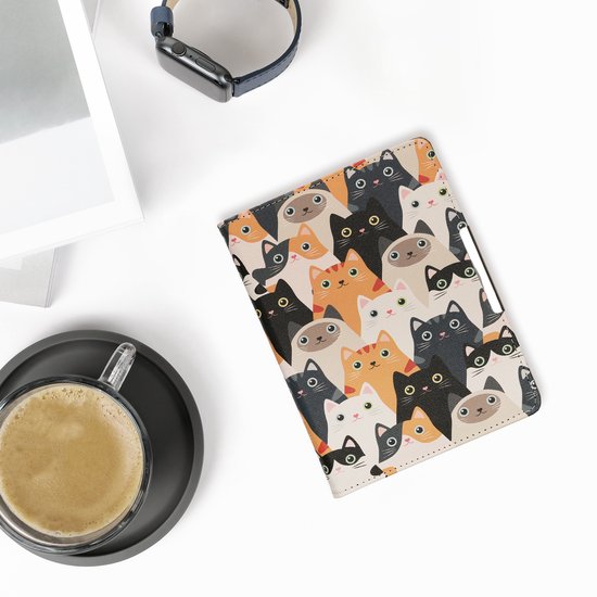 kwmobile e-reader hoesje geschikt voor Kobo Aura H2O Edition 2 hoes - E reader flip case met magneetsluiting - Ereader cover - Katten design in oranje / zwart / wit — afbeelding 3