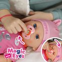 BABY born pop Emma met Magic Eyes die sluiten bij gebruik van de speen. Tekst: Magic Eyes.