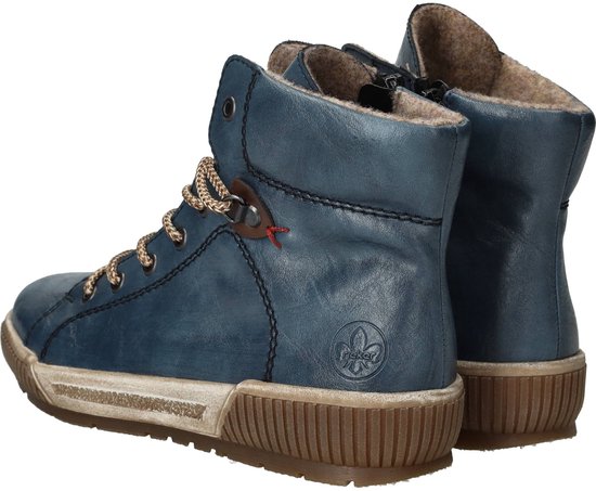 Blauwe veterboots van achteren gezien, met rits, bruine zool en 'Rieker'-logo in reliëf.
