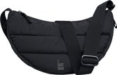 Zwarte, gewatteerde halvemaanvormige tas met rits, verstelbare riem en GOT BAG-logo onderaan.