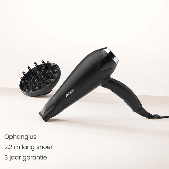 Sèche-cheveux BaByliss noir avec diffuseur, anneau de suspension, cordon de 2,2 m et garantie de 3 ans.
