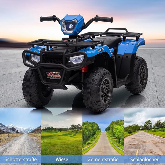 Blauw elektrisch kinderquad, gefotografeerd op verschillende ondergronden: grindweg, gras, asfalt en met kuilen.