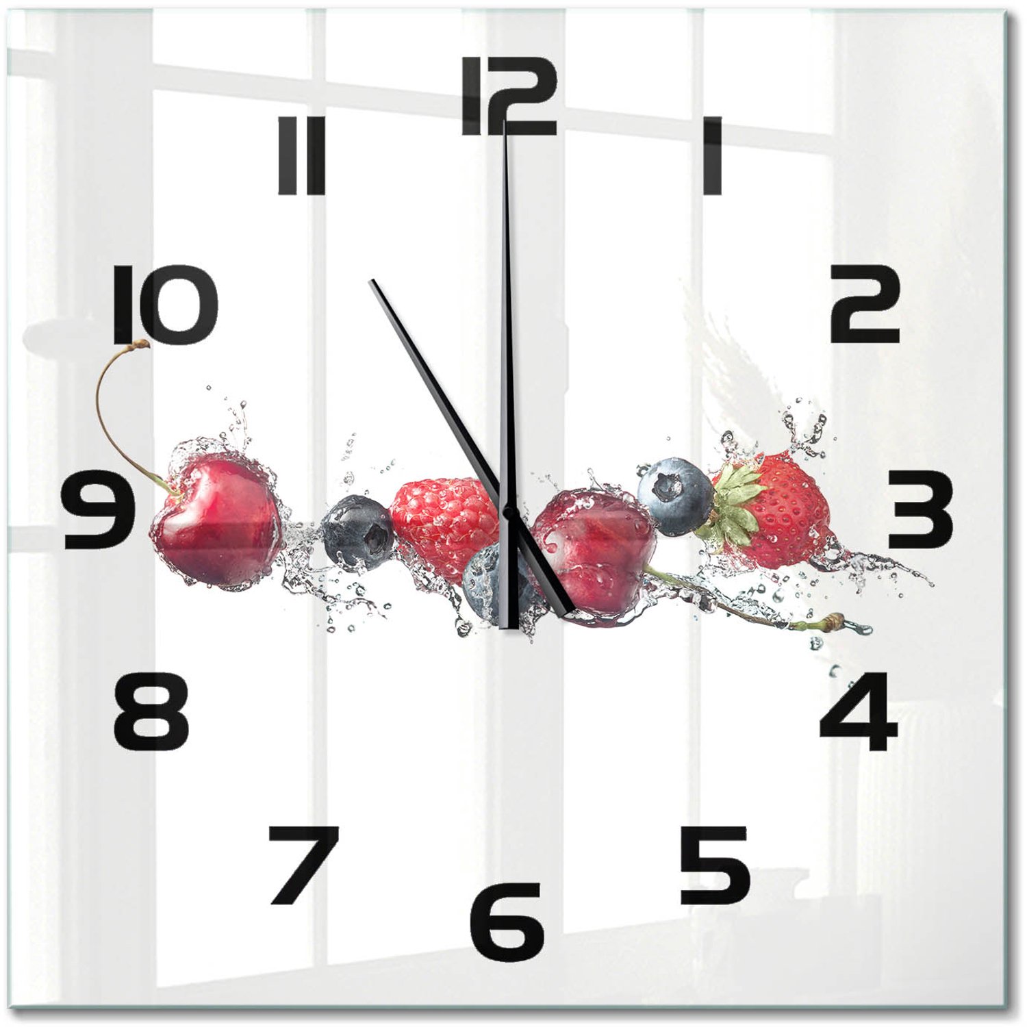 TULUP Wandklok - Bosvruchten Decoratieve Glazen Klok - 60x60 cm - Rood Glazen Wandklok Design - Zwarte handen - Vierkante Klok - Glazen Klok Met Print - Wandklok Glas Met Motief