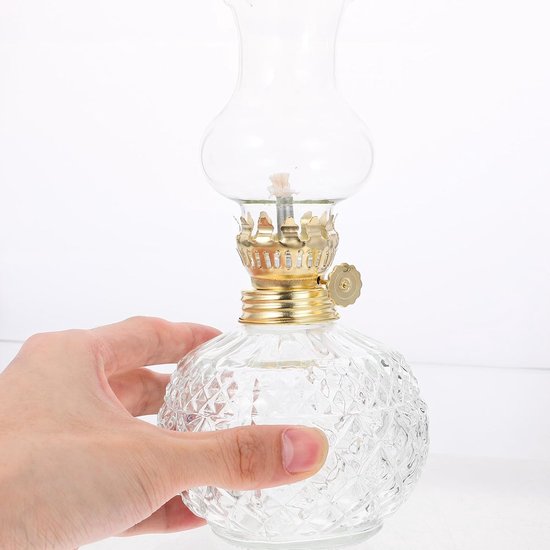 Vintage Glazen Petroleumlamp met Hittebestendige Kap Heldere Verlichting Duurzaam Metaal voor Camping Thuisgebruik Decoratie Geschikt voor Ronde Lonten — afbeelding 4