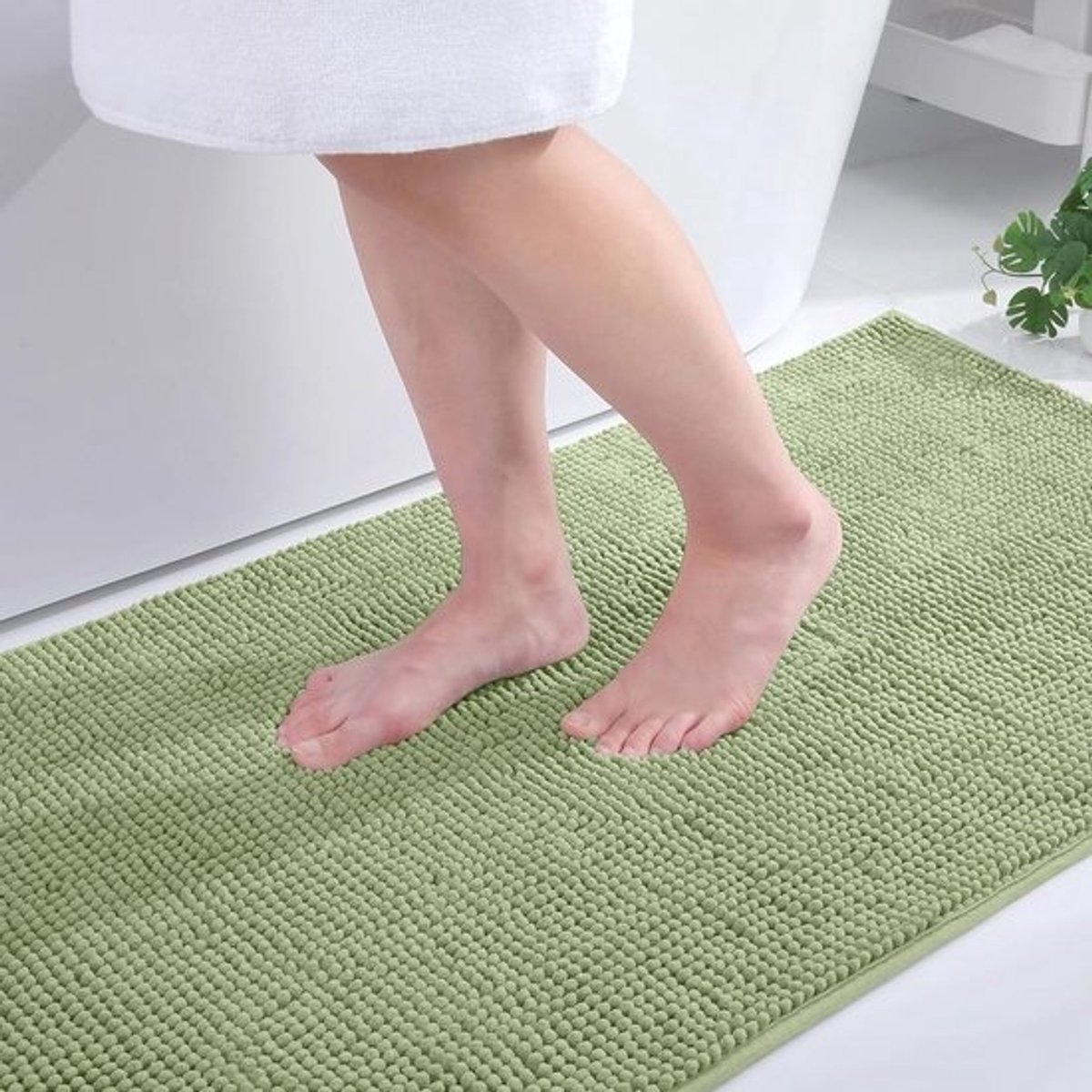 Antislip Chenille Badmat 40 x 60 cm - Zacht, Absorberend en Wasbaar in Saliegroen