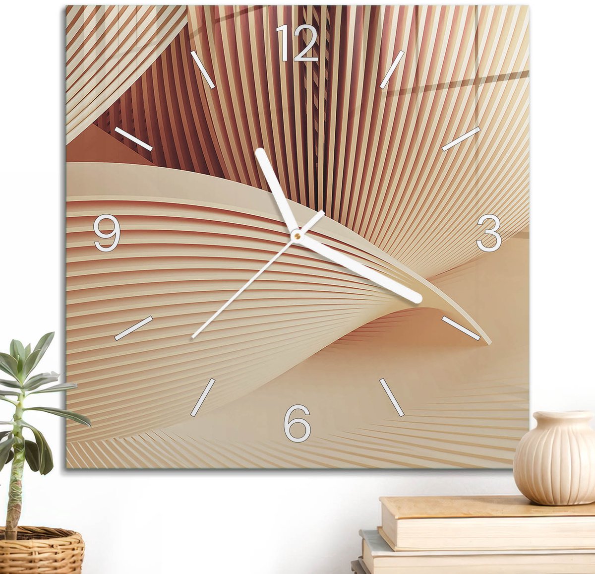 ArtPrintCave Beige Glazen Klok - 30x30 cm - Wandklok Vierkant - Abstracte Elegantie Stille Wandklok - Kunst Wandklok Keuken - Witte Klokwijzers