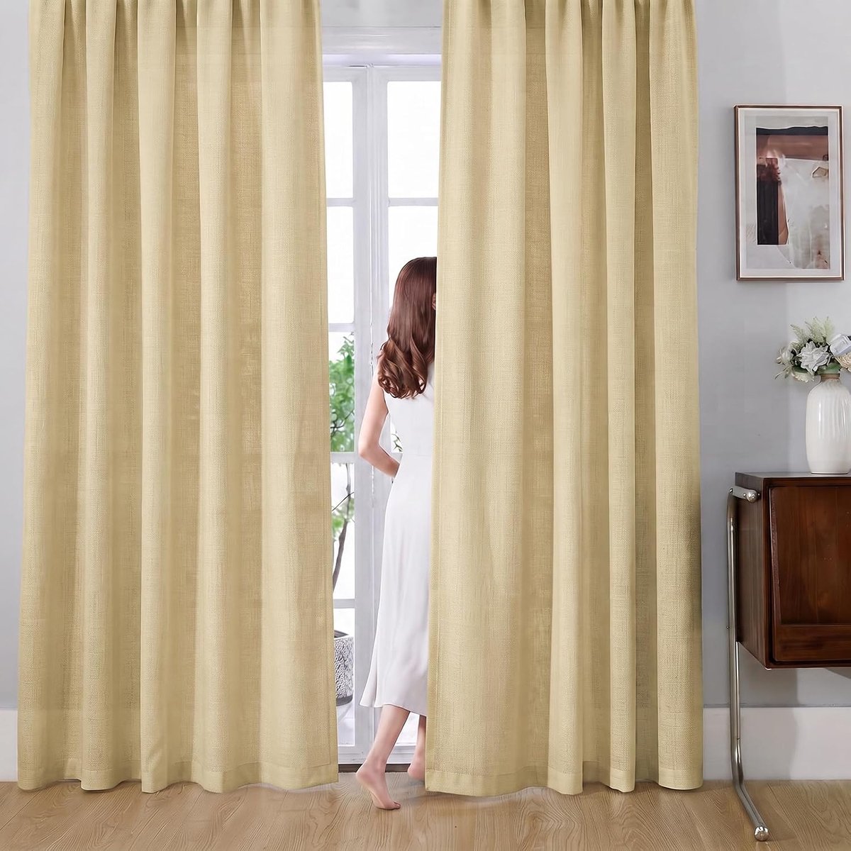 Beige zichtwerende gordijnen in linnenlook, set van 2 ondoorzichtige semi-transparante polyester gordijnen, filteren ca. 30-40% van het invallende licht, stangzak, elk B 132 x H