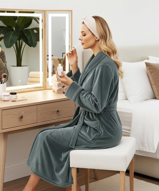 Threads Premium Womens Robe, Plush Fleece Long Bath Robe for Women, Fluffy Soft Women's Bathrobe, Small, Dark Grey — afbeelding 5