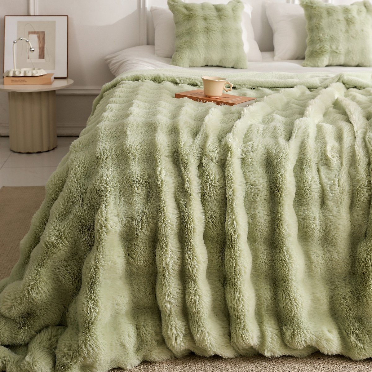 SNQ Faux Fur Woondeken – Langharige Deken – 130x160 cm – Saliegroen – Zachte en Warme Woondeken – Zachte Pluche Bubble Deken – Voor Bank en Slaapkamer