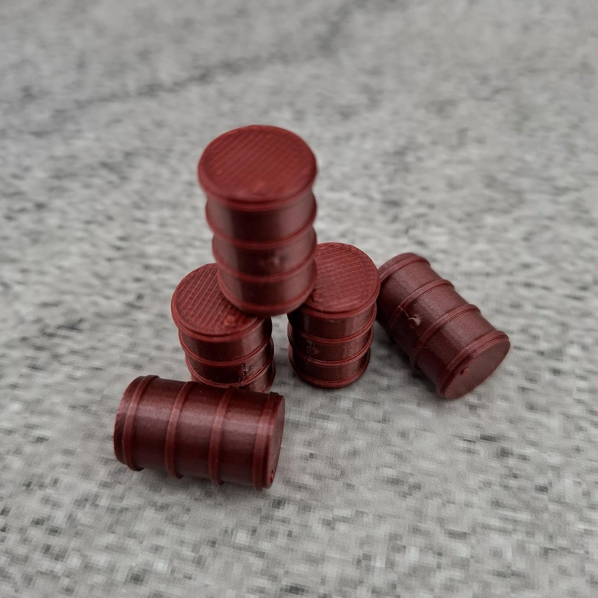 5 x 200 liter, olievat, rood-metallic, compatibel met spoor 0 1:45, fabriek, spoorweg, lading, accessoires (rood-metallic)