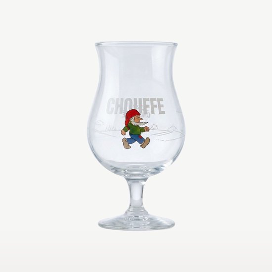 Een leeg, transparant bierglas met de tekst "CHOUFFE" en een kabouter in rode muts.