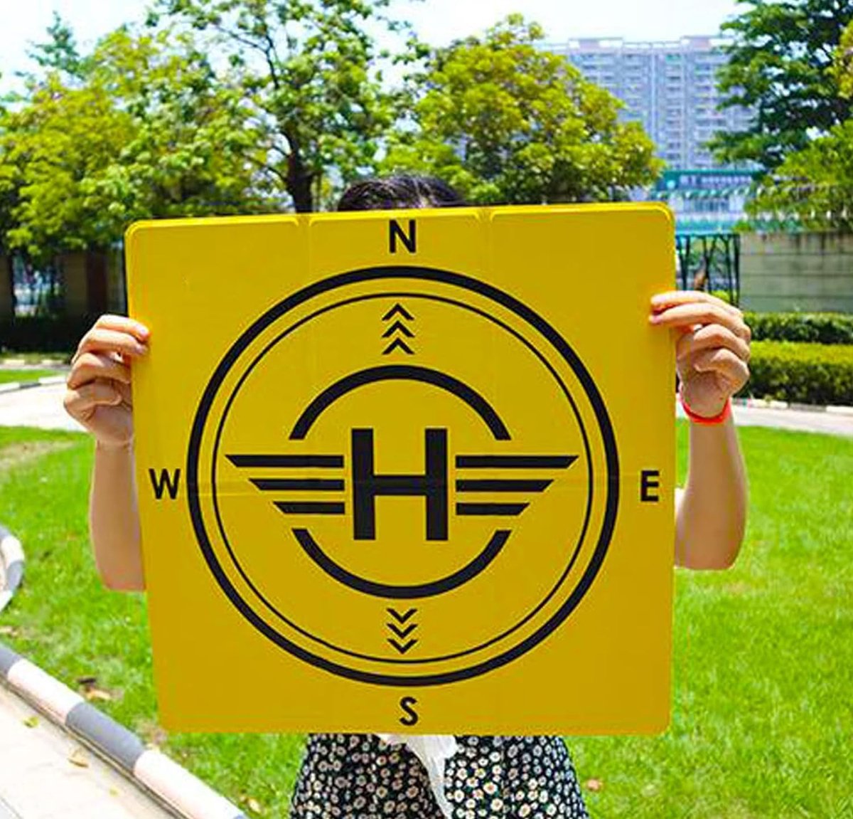 Landing Pad, Universele Waterdichte Draagbare Snel Opvouwbare Landing Mat voor Mini3PRO DJI FPV Royal 3/2Air2/2S, openluchtluchtfotografie dubbelzijdige Landing Pad (geel-48cm) thumbnail 4