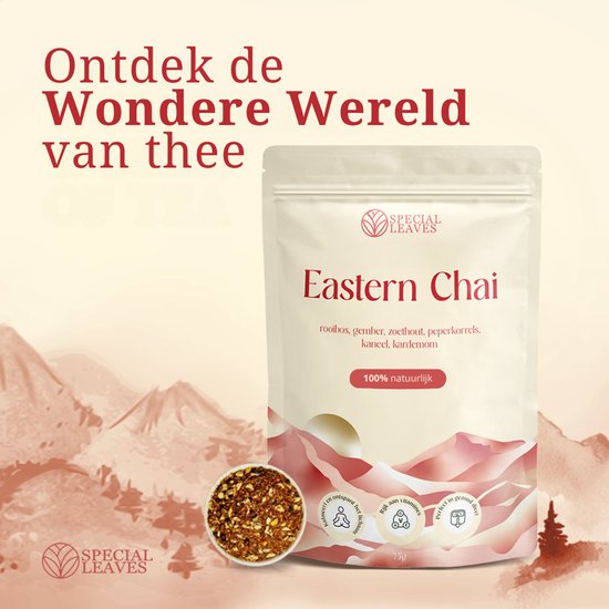 Een zakje Eastern Chai thee van Special Leaves met een bakje theemix ernaast.