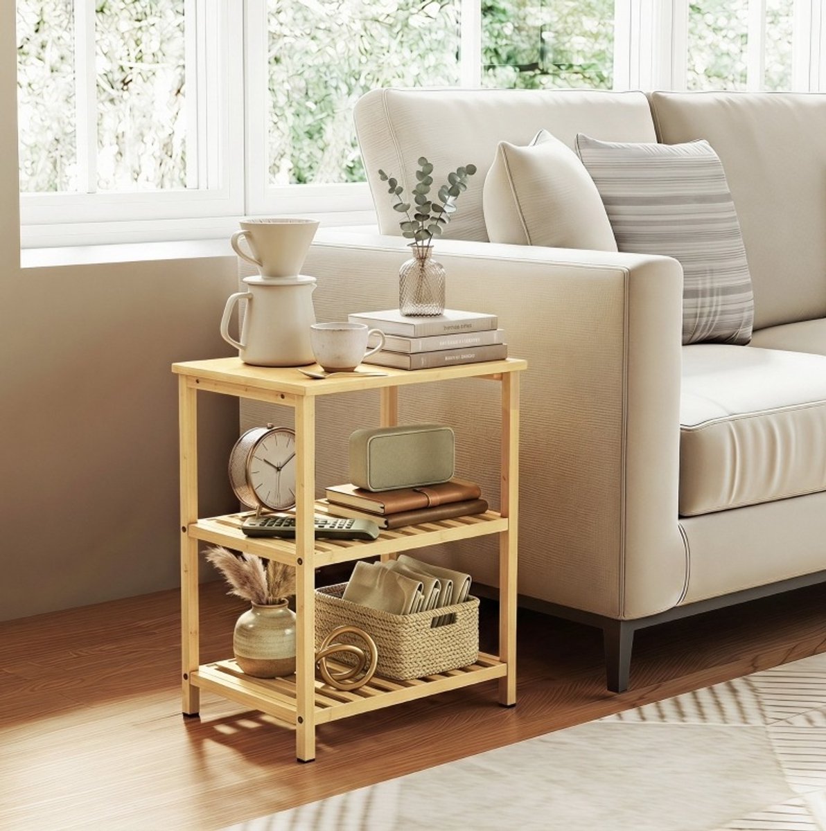 OKWISH Bijzettafel – 3 Niveaus Open Opbergruimte – Voor Woonkamer En Slaapkamer – Gelakt Bamboe Naturel – 40,6 x 30 x 50,5 cm
