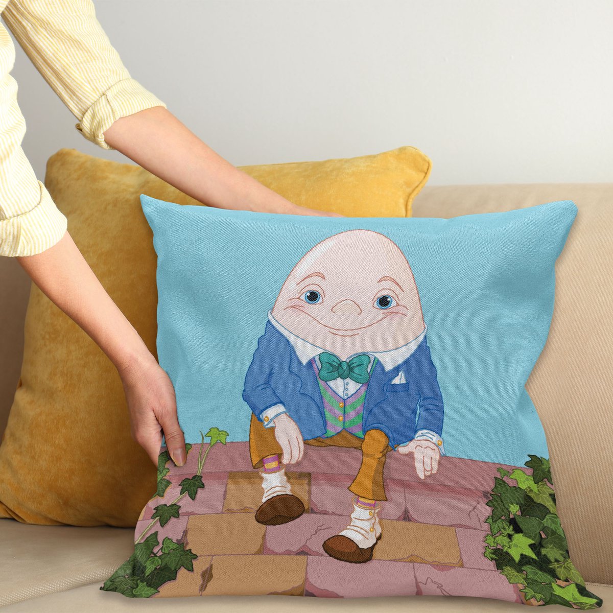 ABAKUHAUS Alice in Wonderland Sierkussenhoes, Egg Humpty Dumpty Sitting op Brickwork Muur in Kleurrijk Cartoon Stijl, Decoratieve Vierkante Sierkussenhoes, 50 x 50 cm, Bruin Roze