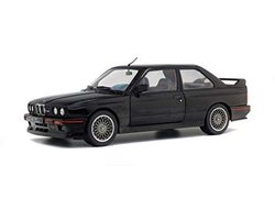 Miniatuurauto - Modelauto - Verzamelmodel - Gedetailleerde uitvoering - Schaal 1:18 - Zwart