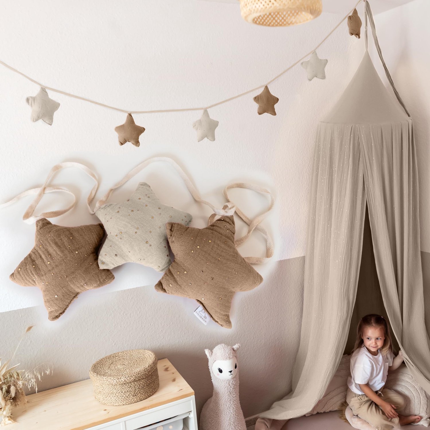 LILIMAUS Sterren slinger kinderkamer met gouden details - stoffen slinger van mousseline katoen - 300 cm - lichtbeige en donkerbeige