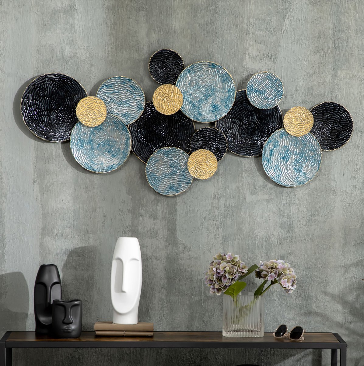 MODENUIT Wandpaneel – 3D Metaaldecoratie – 121 x 53 cm – IJzer – Goud, Zwart en Blauw – Voor Binnen