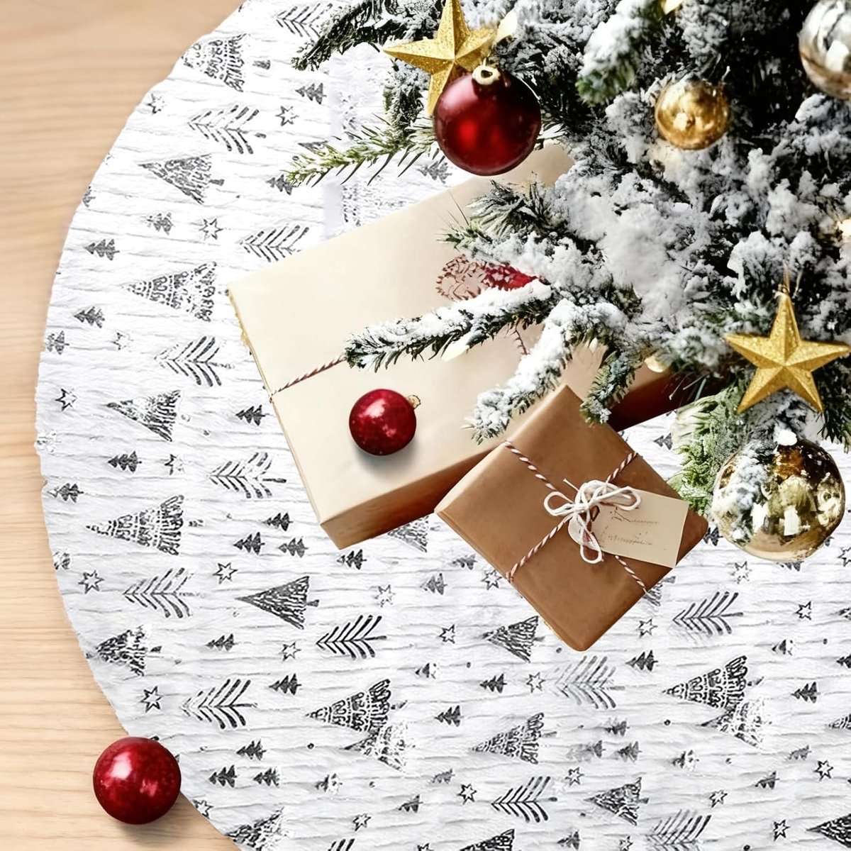 Grote Kerstboomrok van 48 inch, Luxe Area Rug voor Kerstcadeaus en Decoratie (Zilver)