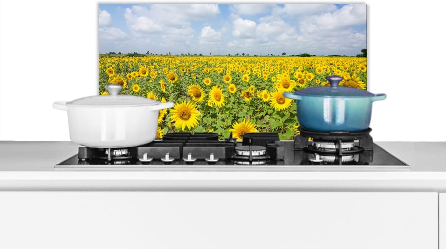 Spatscherm Keuken - 60x30 cm - Zonnebloemen - Bloemen - Wolken - Natuur - Geel - Landschap