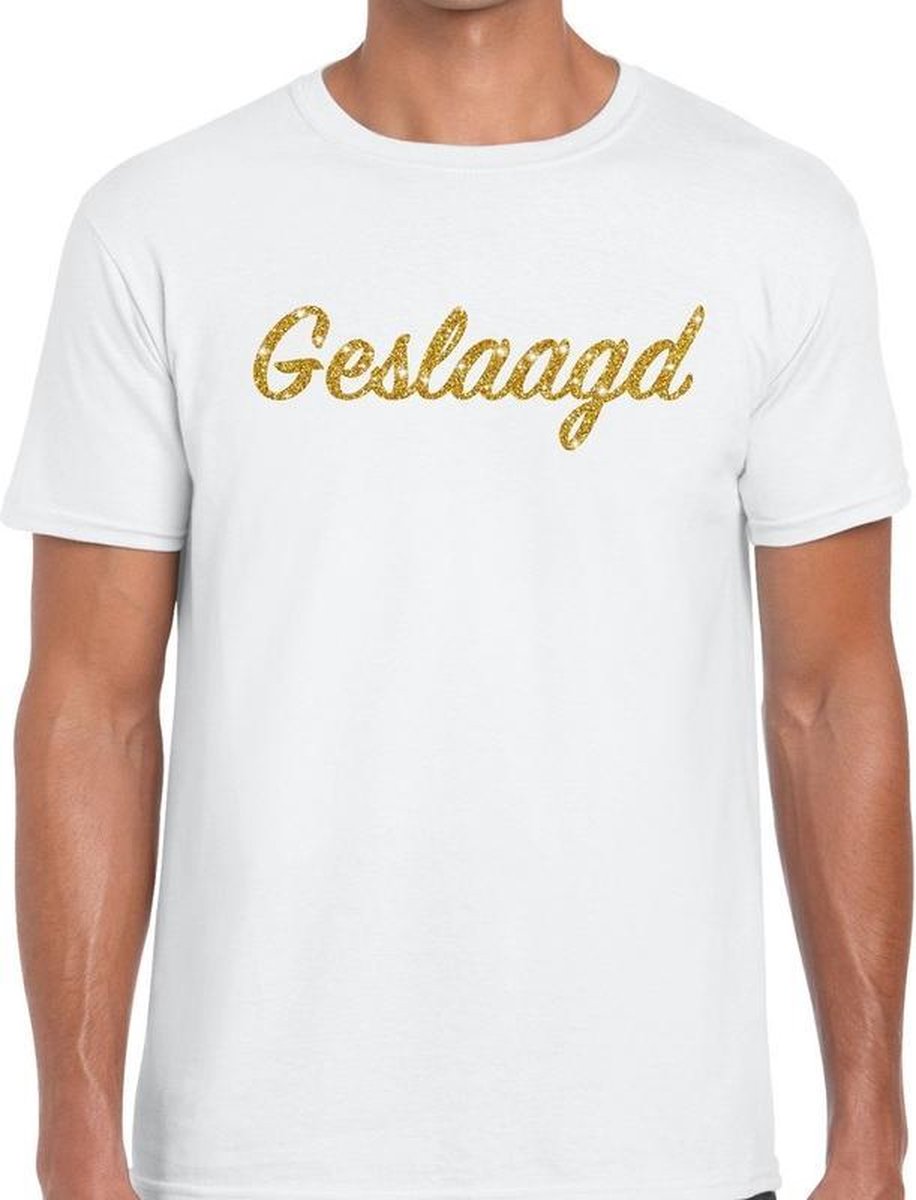 Afbeelding van product Bellatio Decorations  Geslaagd gouden glitter tekst t-shirt wit heren - heren shirt geslaagd - geslaagd / afgestudeerd kleding L  - maat L