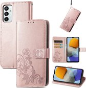 Mobigear Telefoonhoesje geschikt voor Samsung Galaxy M23 Hoesje | Mobigear Clover Bookcase Portemonnee | Pasjeshouder voor 3 Pasjes | Telefoonhoesje voor Pinpas / OV Kaart / Rijbewijs - Roségoud