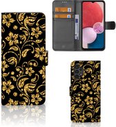 Telefoonhoesje Geschikt voor Samsung Galaxy A13 (4G) Bookcase Cadeau voor Oma Gouden Bloemen