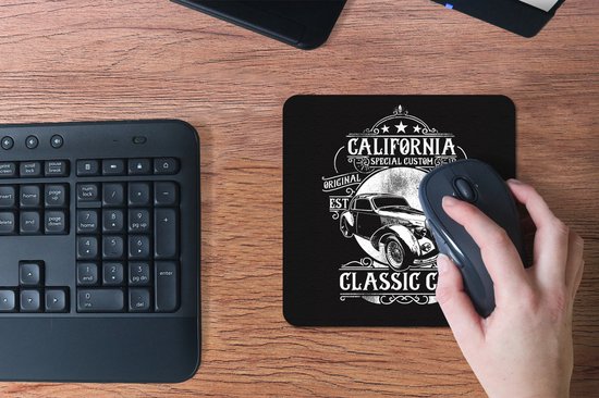 Muismat 20x20 cm - Mousepad Mancave - Auto - Vintage - Zwart - Wit - Muismatten
