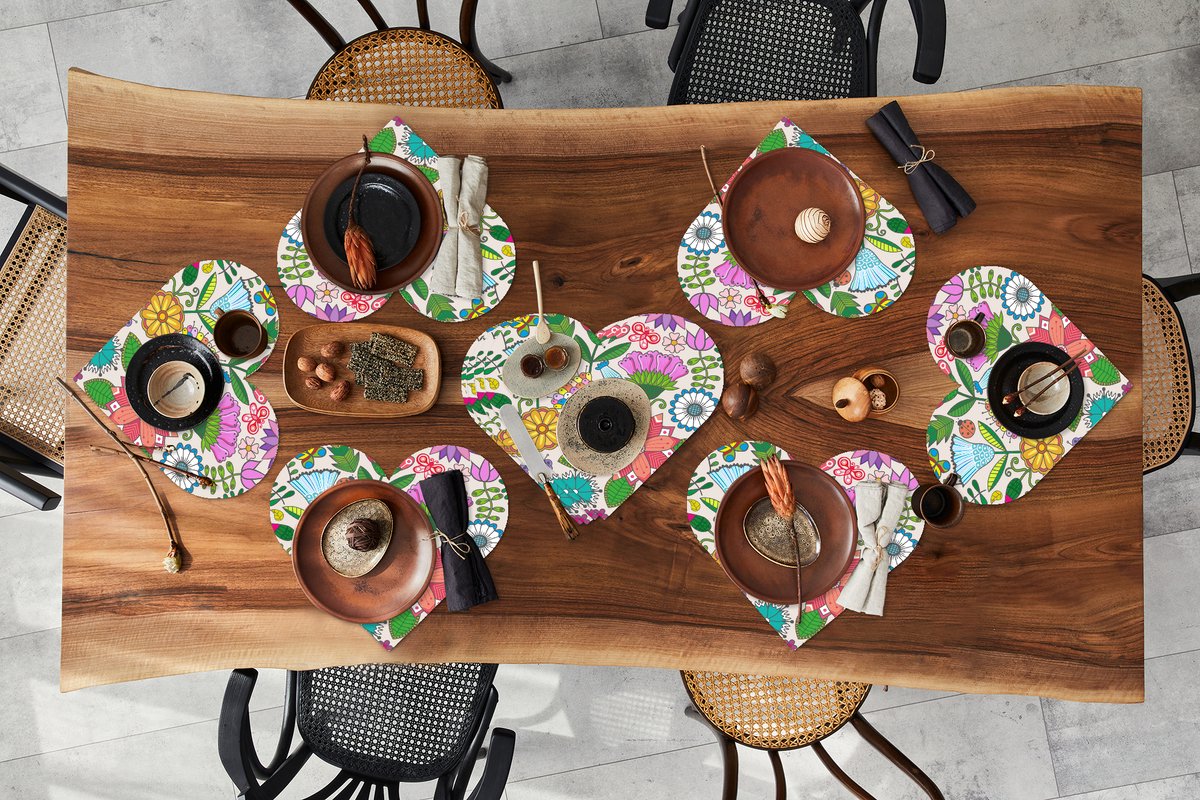 Onderleggers - Placemats - Placemats hartje - Bloemen - Regenboog - Vlinder - Design - 10 stuks