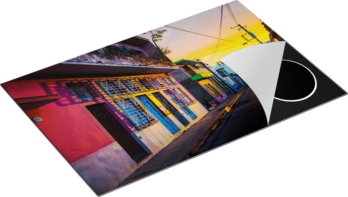 Chefcare Inductie Beschermer Cuba Kleurrijke Huisjes bij Zonsondergang - 80x52 cm - Afdekplaat Inductie - Kookplaat Beschermer - Inductie Mat