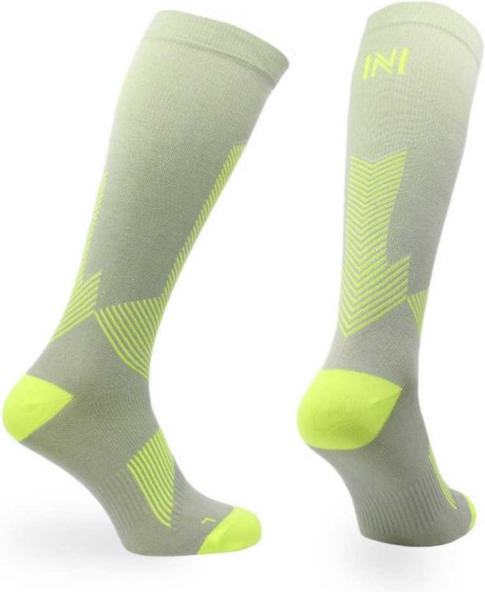 Norfolk Lichte Compressie Sokken - 1 Paar - Hardloopsokken met Anti Bacterieel Meryl Skinlife - Compressiekousen Hardlopen - Sportsokken - Grijs - 43-46 - Valencia