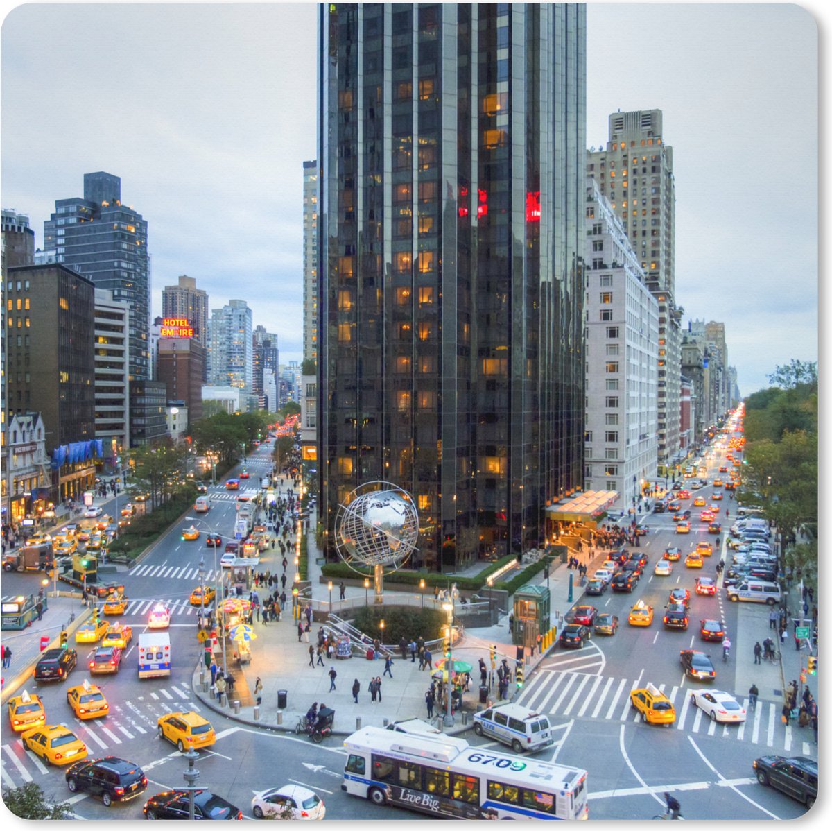 Muismat XXL 80x80 cm - Bureau onderlegger - Bureau mat New York - Broadway - Taxi - Bureaumat - Gaming mousepad xl - Bureaulegger groot - Computer deskmat