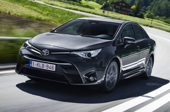 Tapis de voiture Toyota Avensis - Année de construction : 2012 - 2022 - Ajustement d'origine - 3 pièces - Matériau : Velours