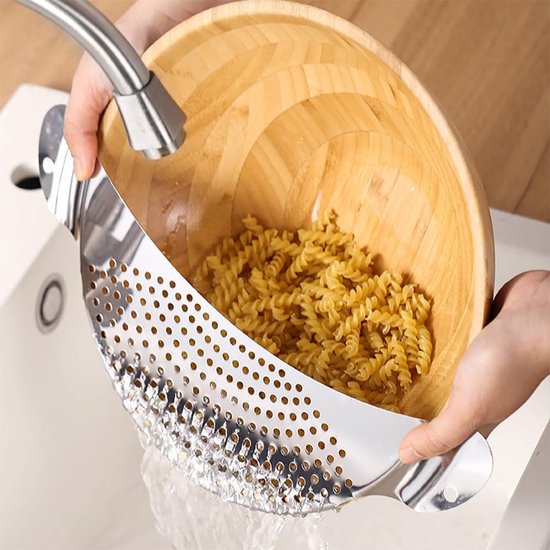 Pasta met bloemkool, worst en pesto giallo - Francesca Kookt