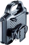 Zwarte Tefal tosti-apparaat met geperforeerd paneel en snoeropslag.
