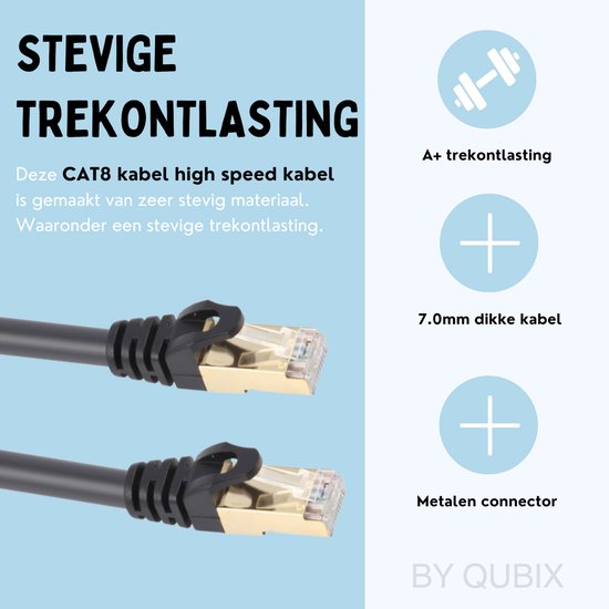 Câble CAT8 noir avec connecteurs RJ45 métalliques, décharge de traction robuste et 7.0mm d'épaisseur.