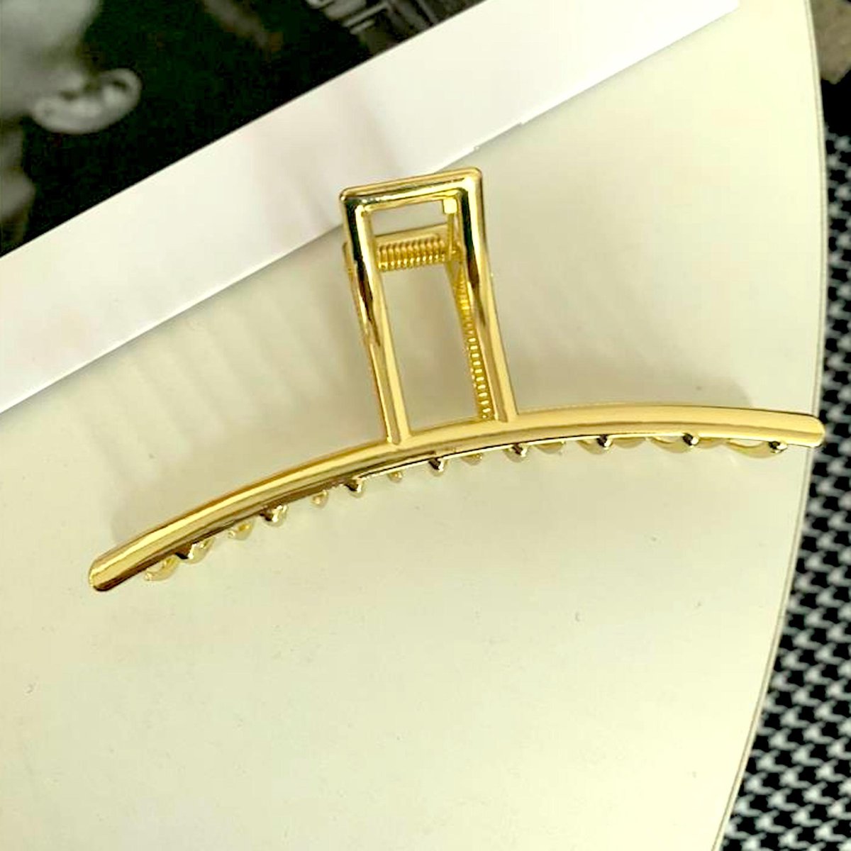 Minimalistische Grote Haarclips van Metaal met Lijnvorm-Eén-Lijn-Goud