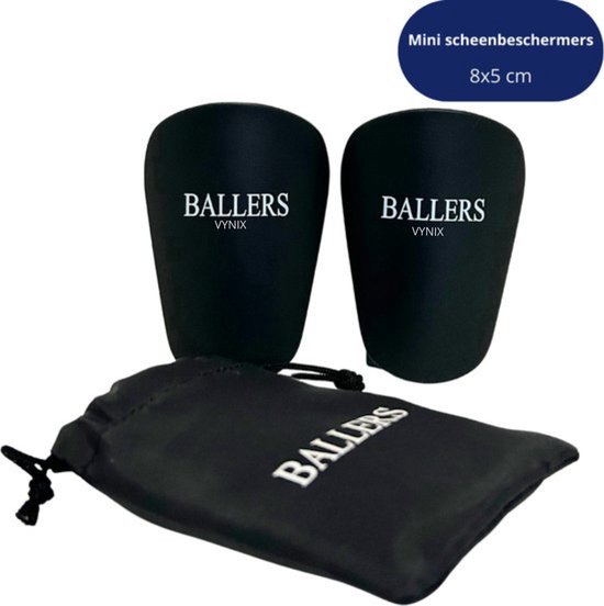Vynix Ballers - Mini Scheenbeschermers - EXTREEM Klein! - Mini Scheenbeschermers Voetbal - 8x5cm - Scheenbeschermers - Met opbergzakje - Mini Shinpads - Scheenbeschermers - Zwart
