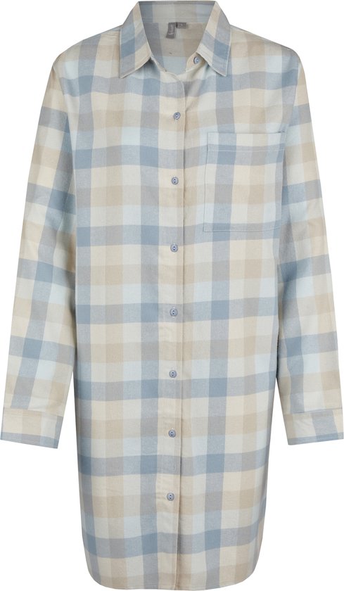 Gekreukt flanellen nachthemd met blauwe, beige en crème ruiten.