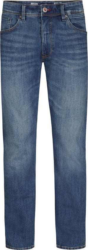 Blauwe jeans met regular tapered fit, label aan de voorkant. Veren wittinten en textuur.