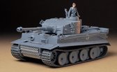 Tamiya German Tiger I Early Production + Ammo by Mig lijm