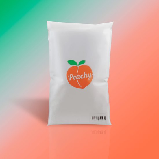 Emballage blanc avec logo orange 'Peachy', fond dégradé vert et orange.