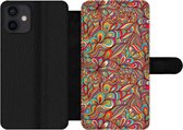 Bookcase Geschikt voor iPhone 12 Mini telefoonhoesje - Design - Jaren 70 - Fantasy - Kleur - Met vakjes - Wallet case met magneetsluiting