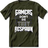 Gamers don't die T-shirt | Donker Blauw | Gaming kleding | Grappig game verjaardag cadeau shirt Heren – Dames – Unisex | - Leger Groen - M