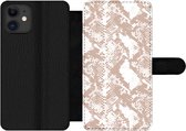 Bookcase Geschikt voor iPhone 12 Pro Max telefoonhoesje - Slangenprint - Vormen - Pastel - Met vakjes - Wallet case met magneetsluiting